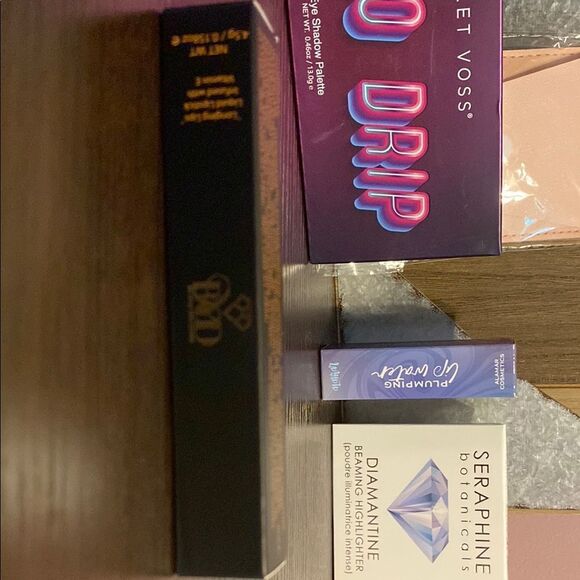 Makeup Bundle Set - Picture 2 of 5